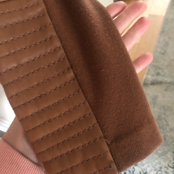 Michael Kors Tan Leather Jacket. - Picture 5 of 7